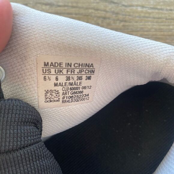 Derrick Rose BasketBAll Shoes  - Picture 4 of 9